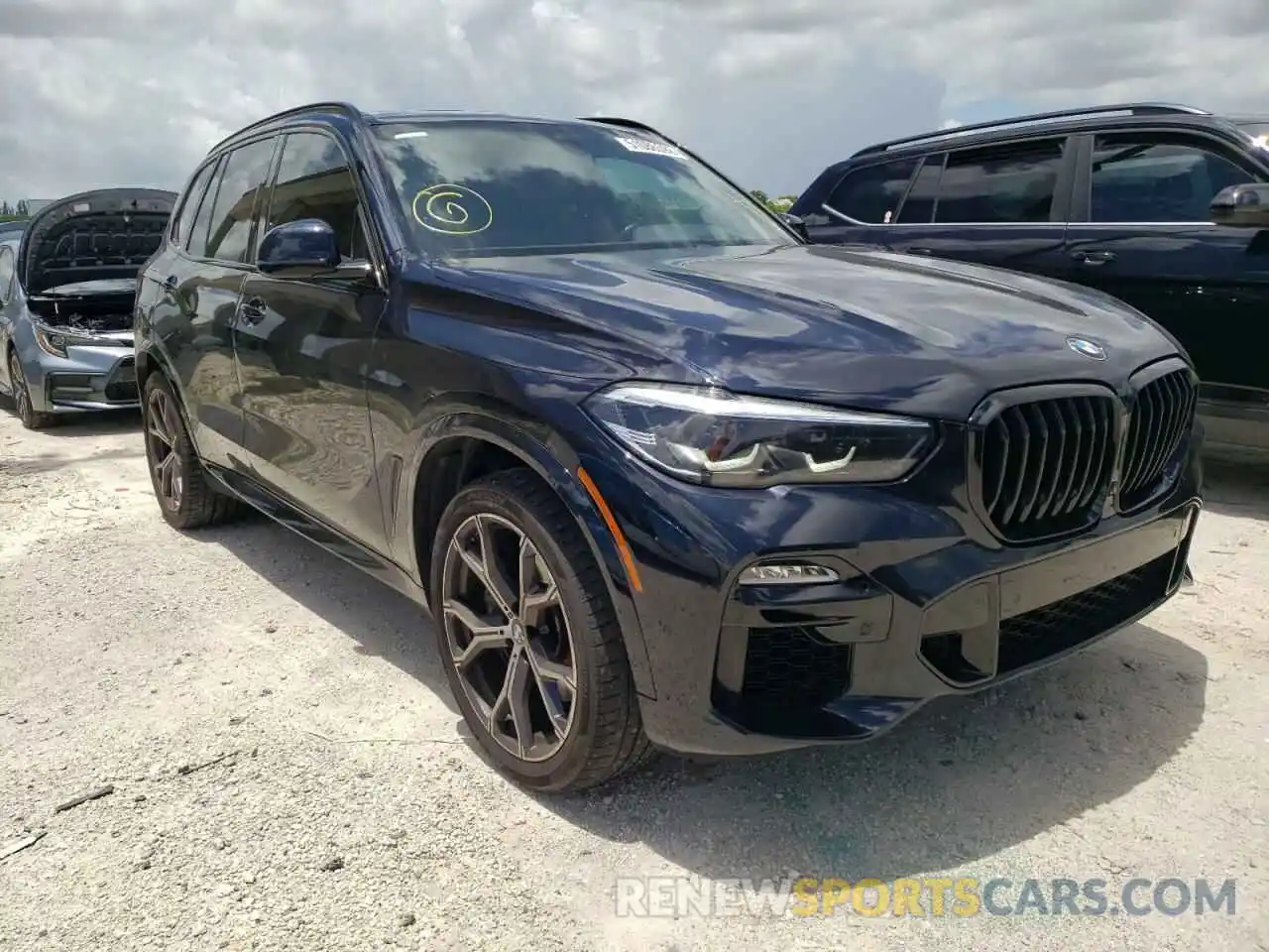 1 Photograph of a damaged car 5UXCR4C03M9F32805 BMW X5 2021