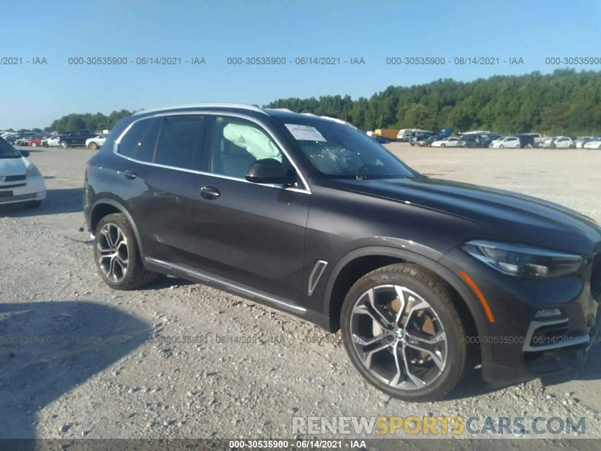 1 Photograph of a damaged car 5UXCR4C03M9G53351 BMW X5 2021