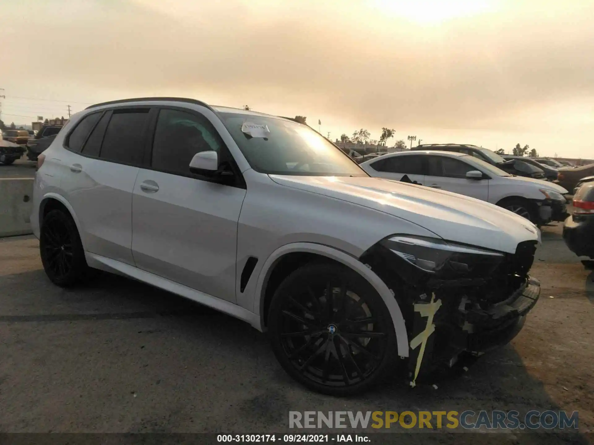 1 Photograph of a damaged car 5UXCR4C03M9H32101 BMW X5 2021