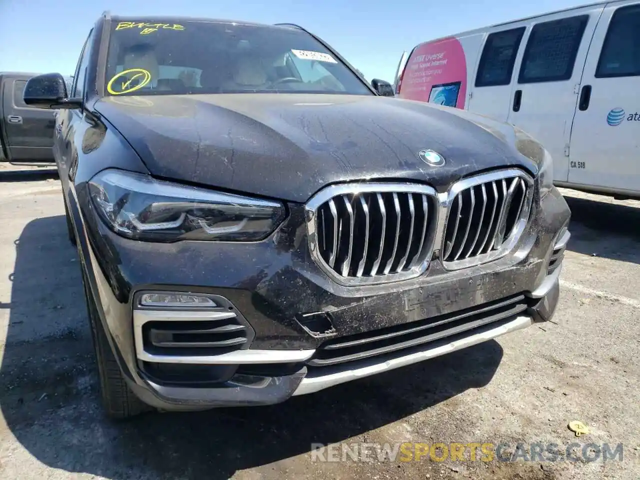 9 Photograph of a damaged car 5UXCR4C03M9H39906 BMW X5 2021