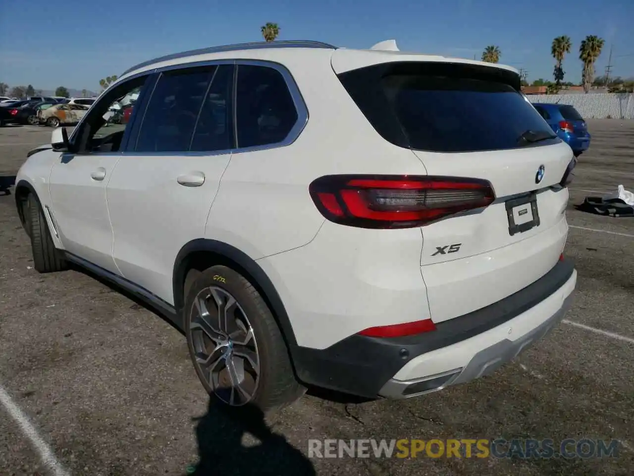 3 Photograph of a damaged car 5UXCR4C04M9E97501 BMW X5 2021