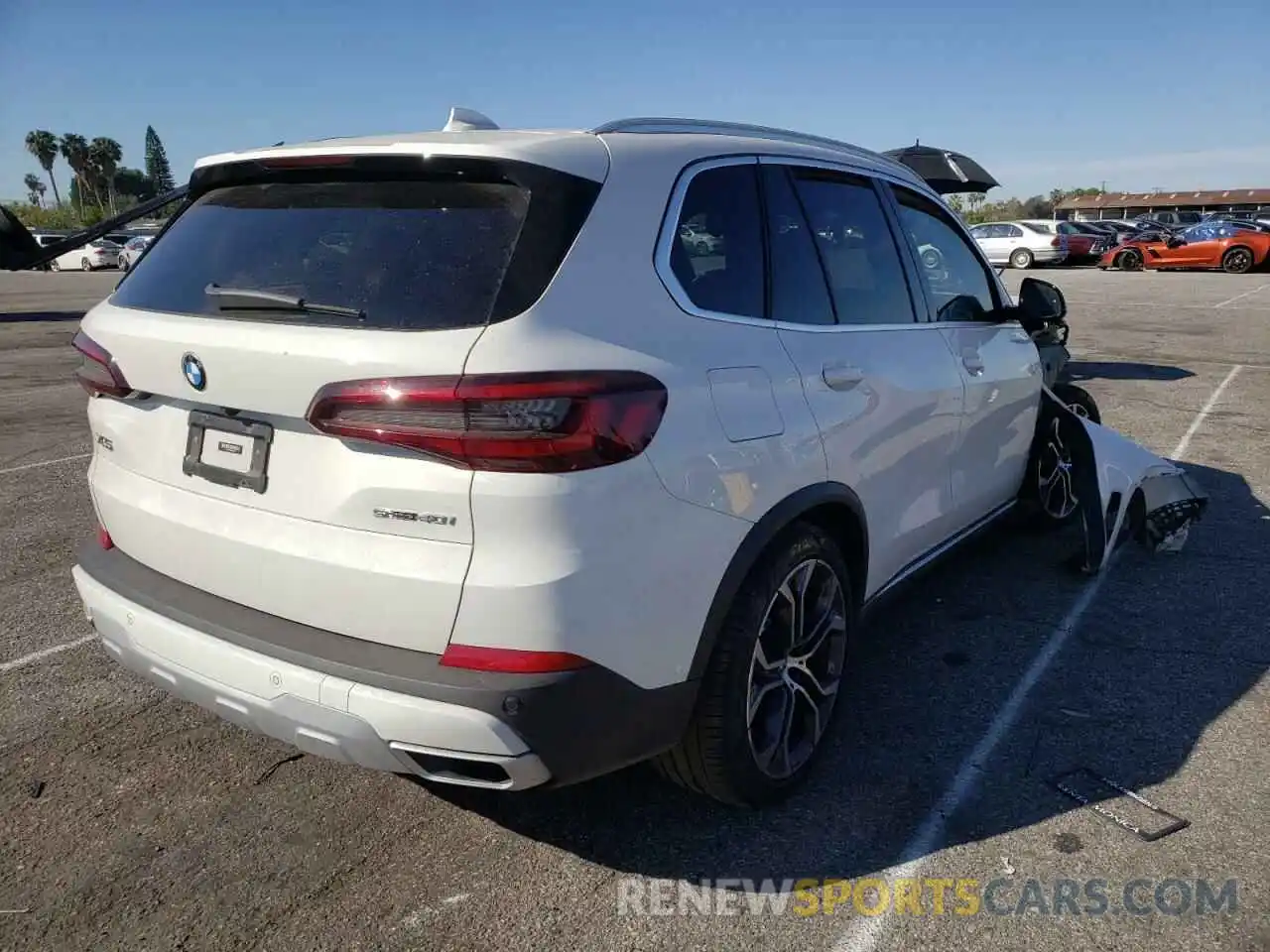 4 Photograph of a damaged car 5UXCR4C04M9E97501 BMW X5 2021