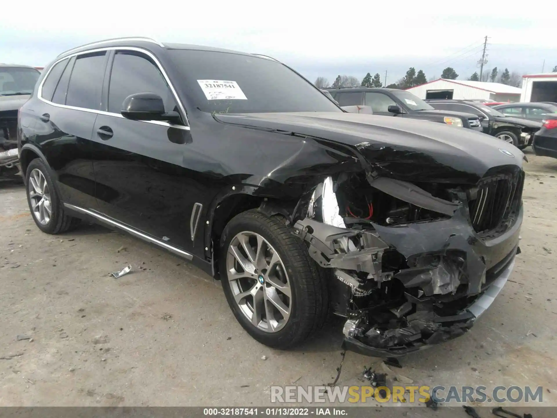 1 Photograph of a damaged car 5UXCR4C04M9G43704 BMW X5 2021