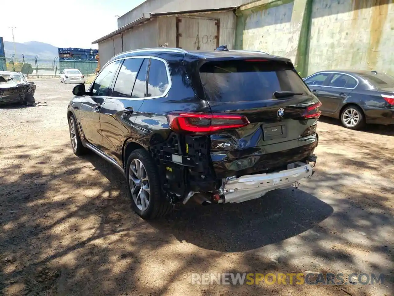 3 Photograph of a damaged car 5UXCR4C04M9H05179 BMW X5 2021