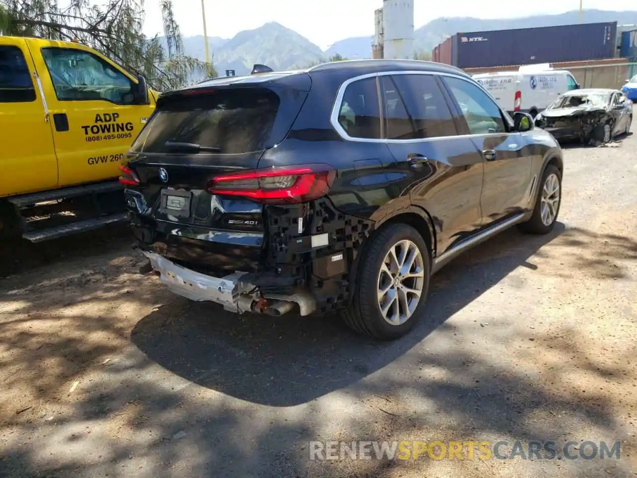 4 Photograph of a damaged car 5UXCR4C04M9H05179 BMW X5 2021