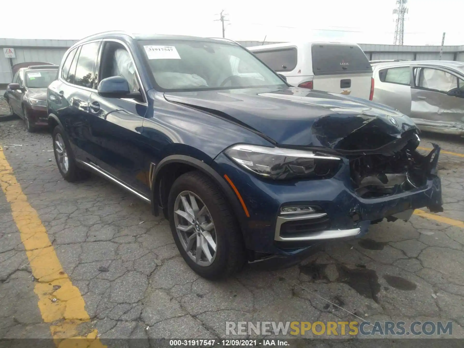 1 Photograph of a damaged car 5UXCR4C05M9F36497 BMW X5 2021