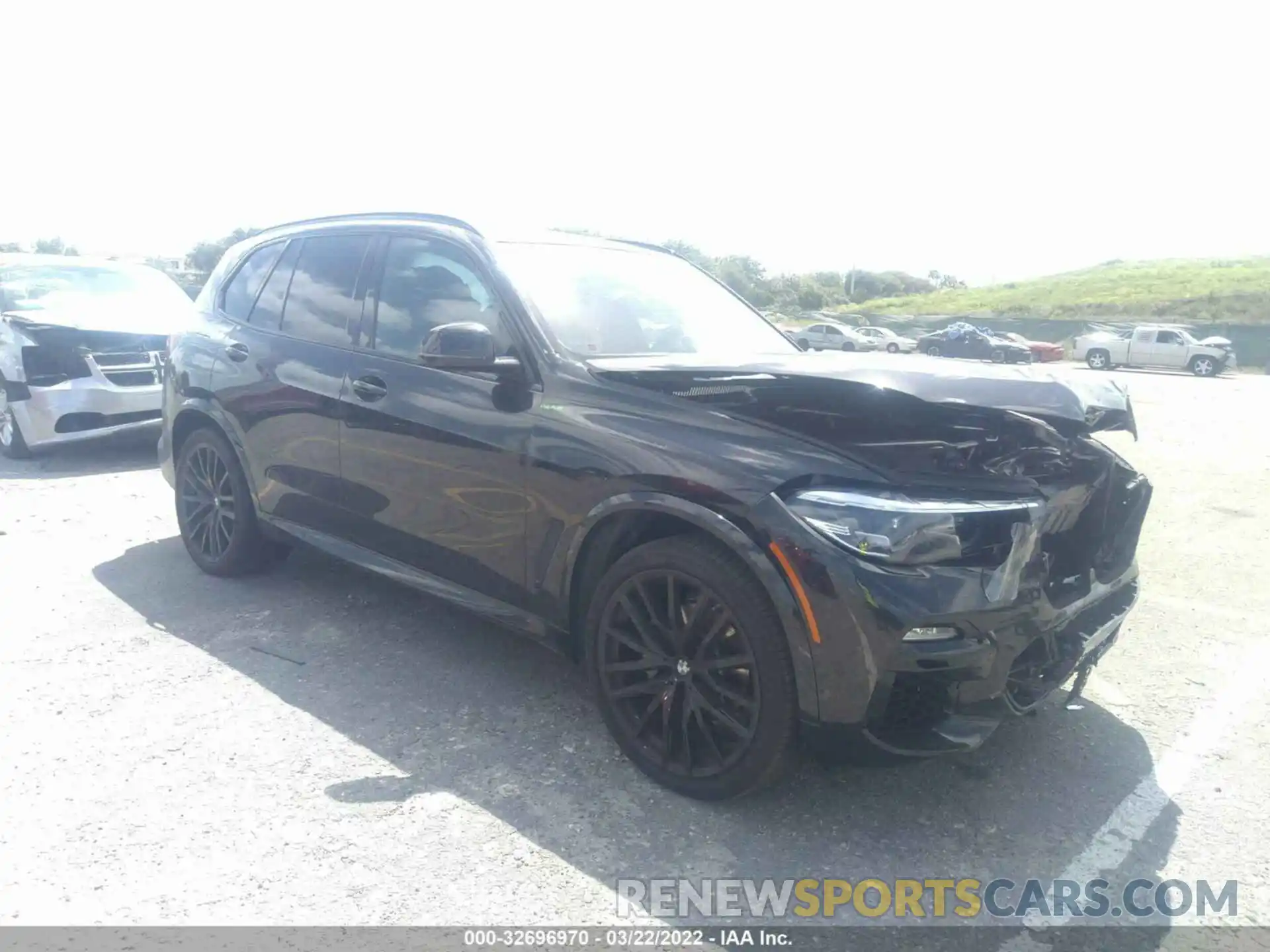 1 Photograph of a damaged car 5UXCR4C06M9G55062 BMW X5 2021