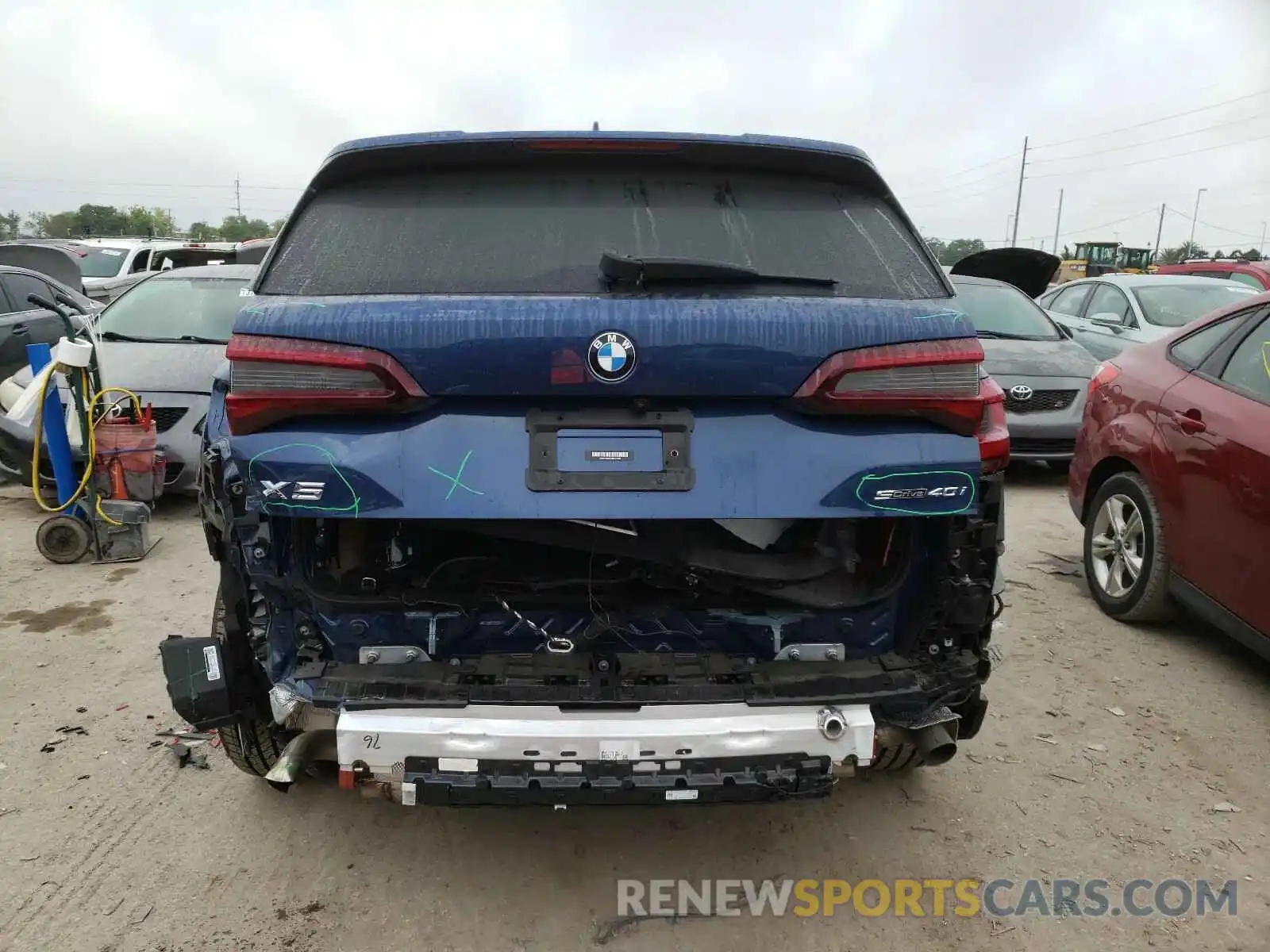 9 Photograph of a damaged car 5UXCR4C07M9E15664 BMW X5 2021