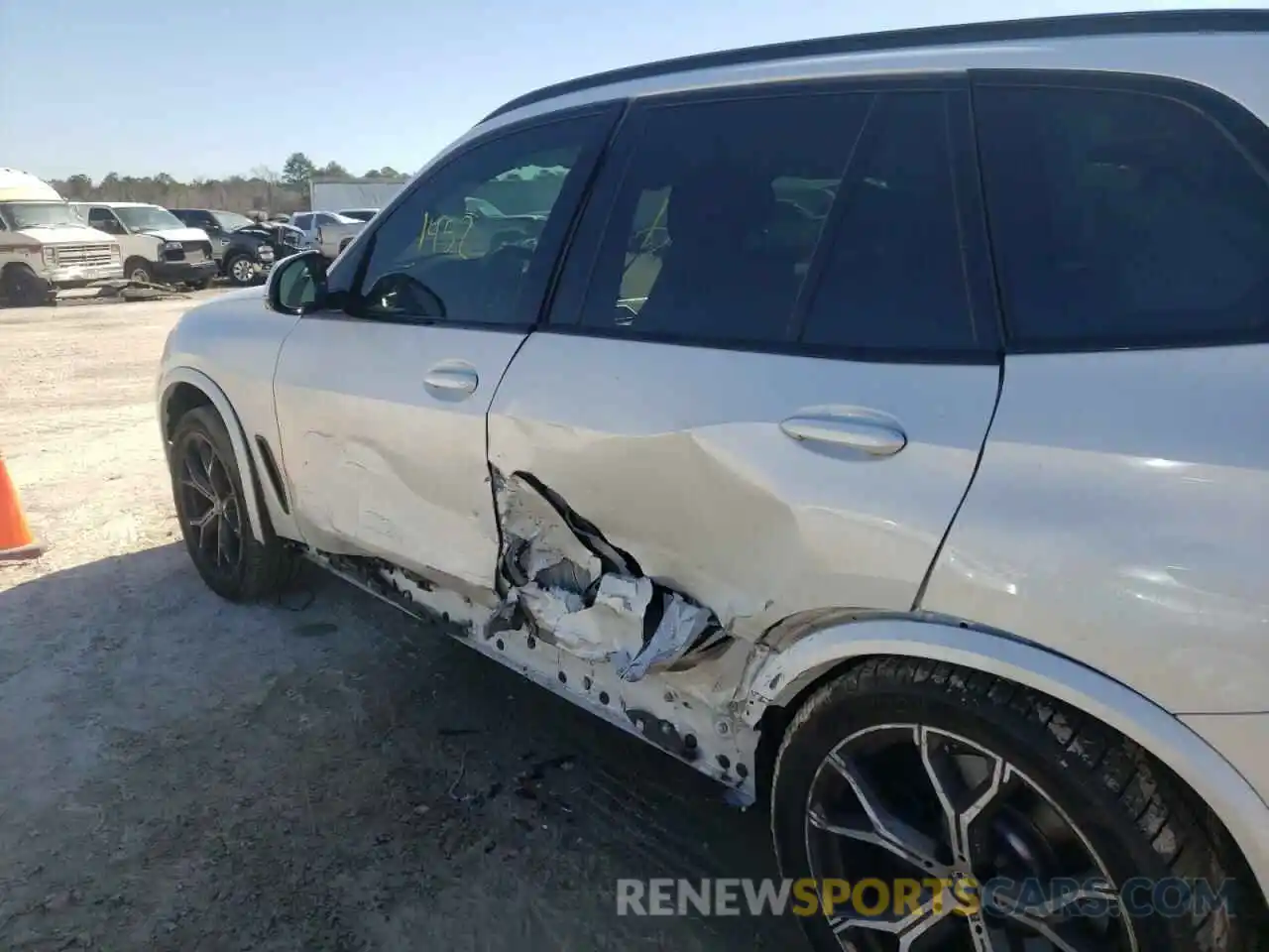 9 Photograph of a damaged car 5UXCR4C07M9F22035 BMW X5 2021