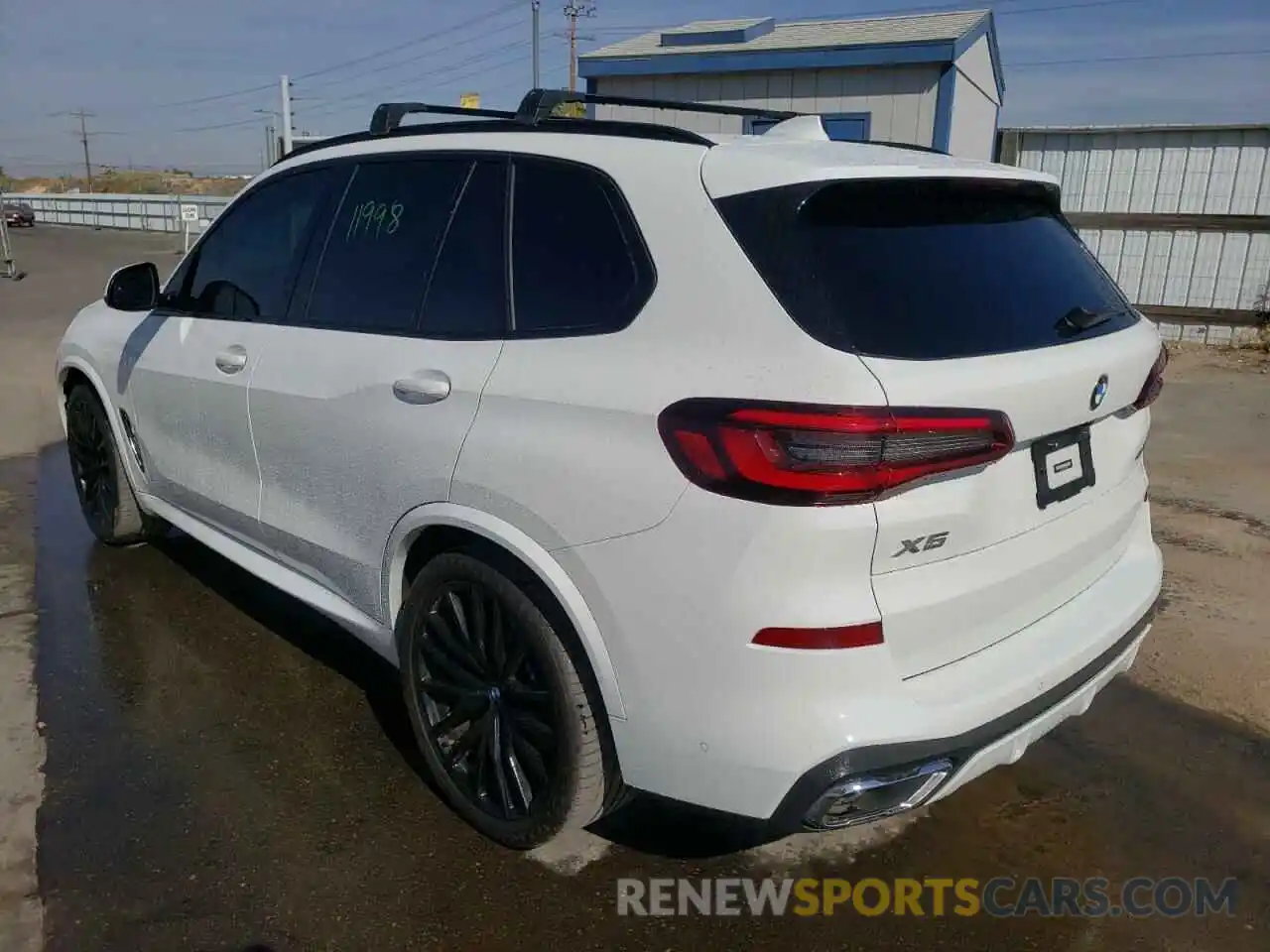 3 Фотография поврежденного автомобиля 5UXCR4C08M9E64548 BMW X5 2021