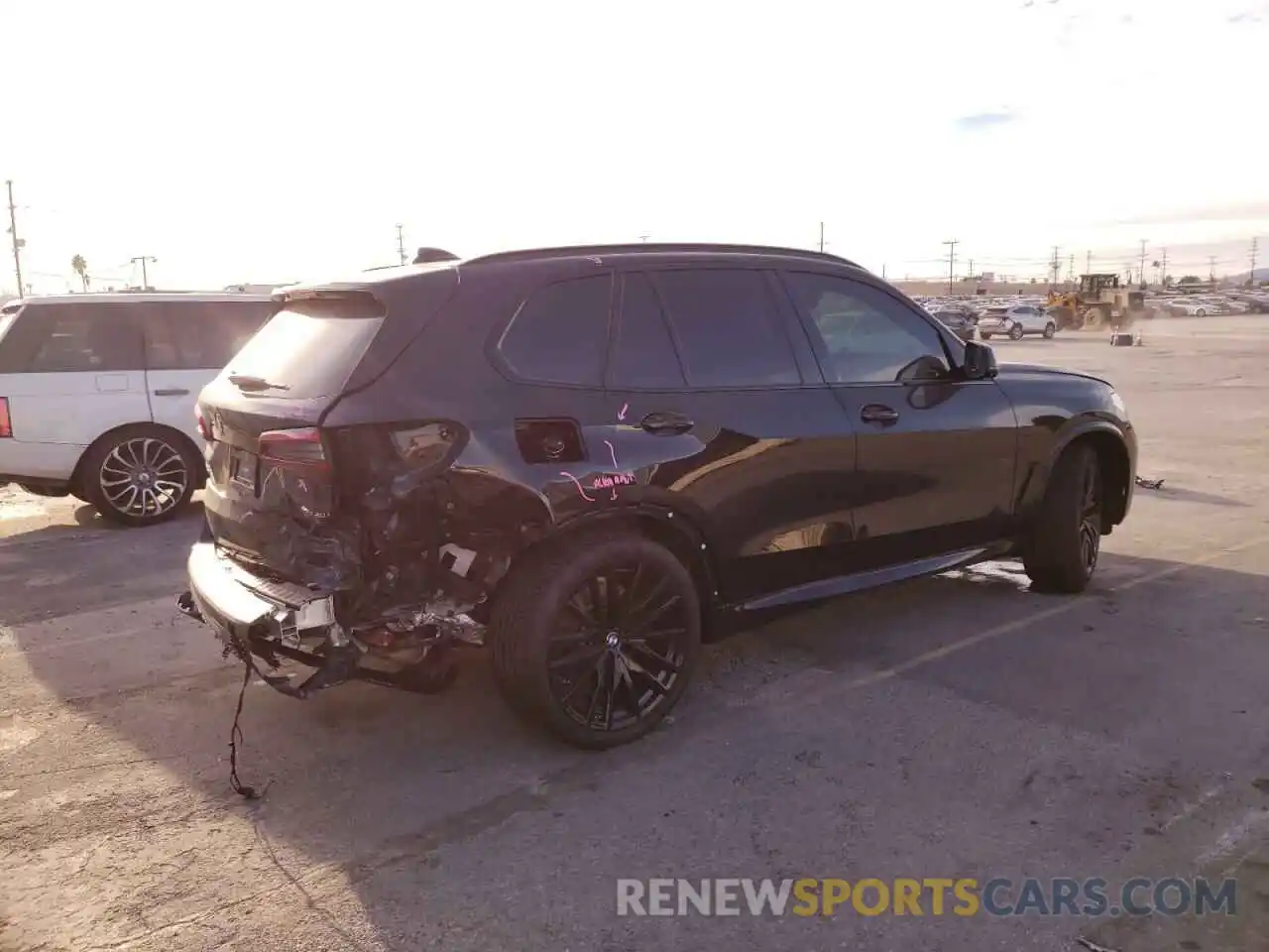 4 Photograph of a damaged car 5UXCR4C08M9F81093 BMW X5 2021