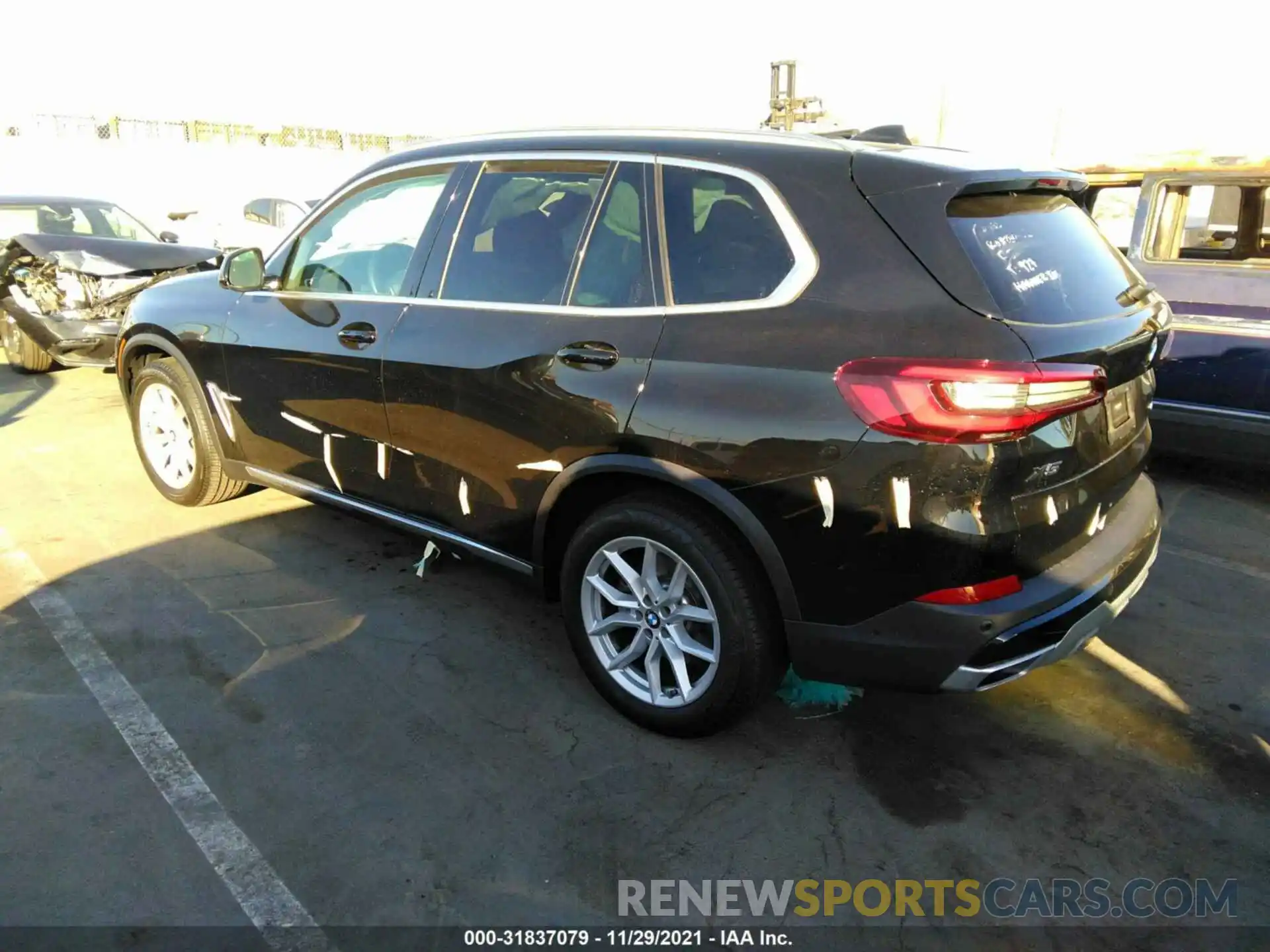 3 Photograph of a damaged car 5UXCR4C08M9G08485 BMW X5 2021