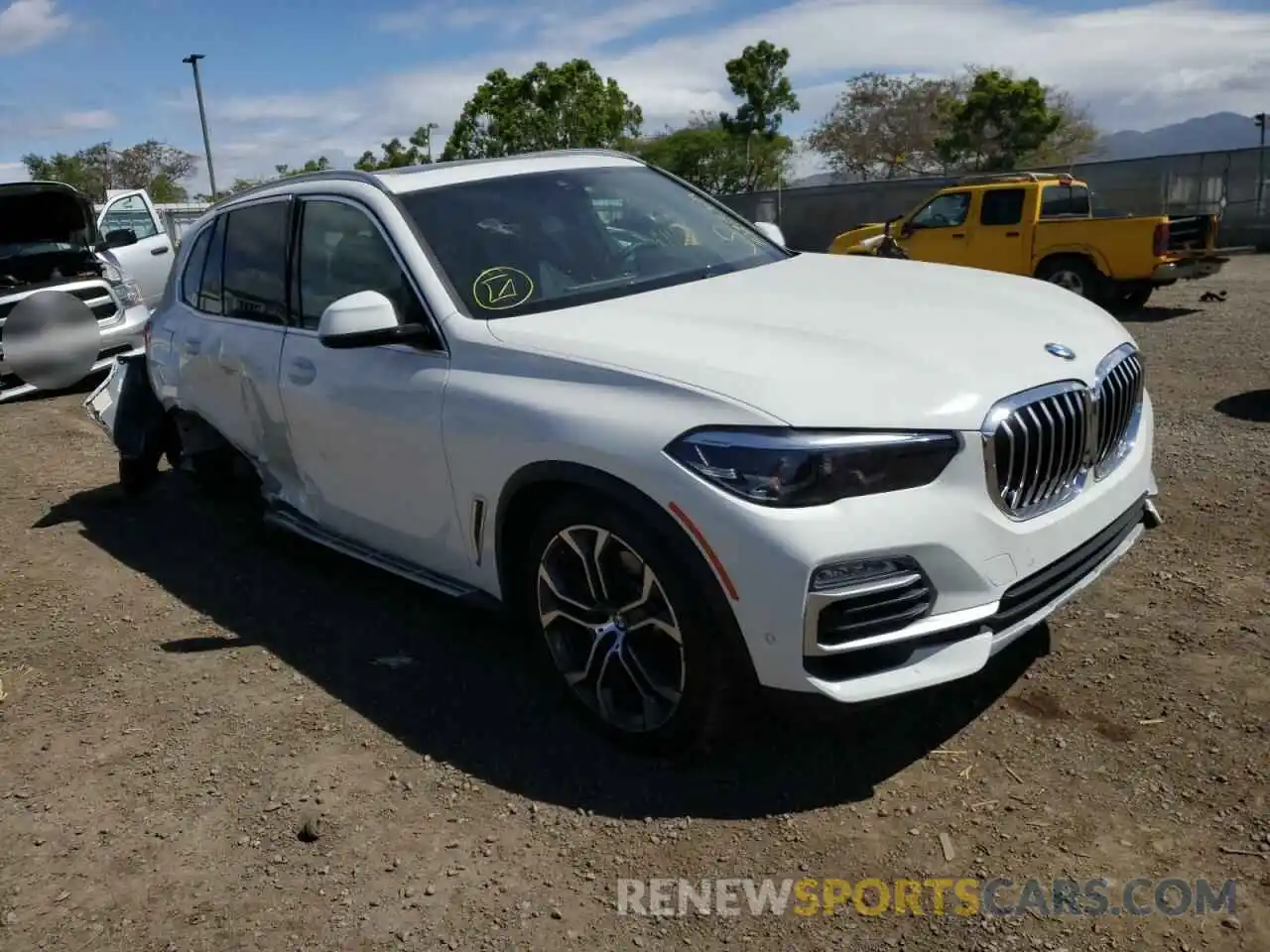 1 Photograph of a damaged car 5UXCR4C08M9H45250 BMW X5 2021