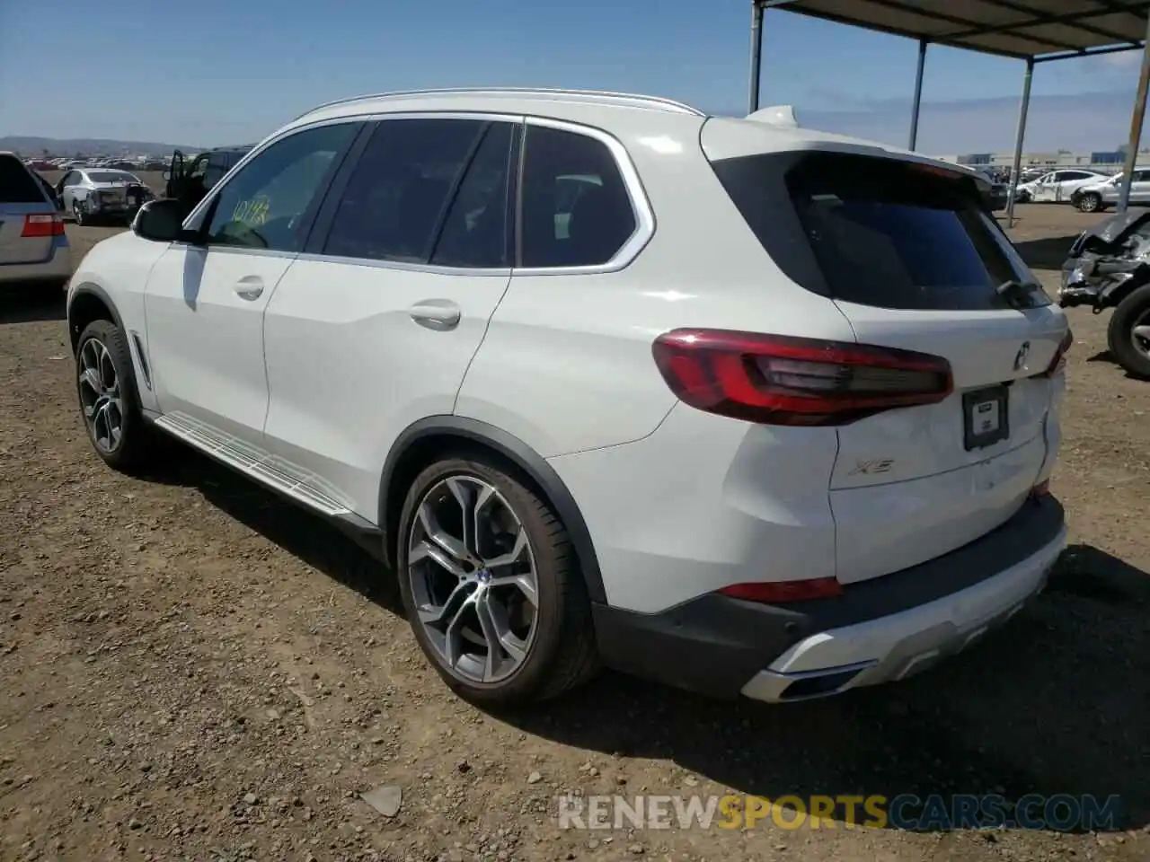 3 Photograph of a damaged car 5UXCR4C08M9H45250 BMW X5 2021