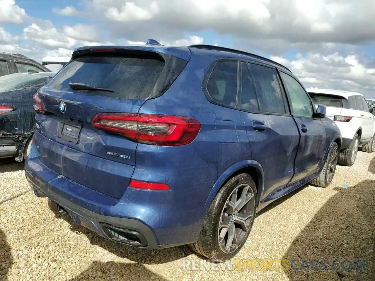 4 Photograph of a damaged car 5UXCR4C09M9F06421 BMW X5 2021