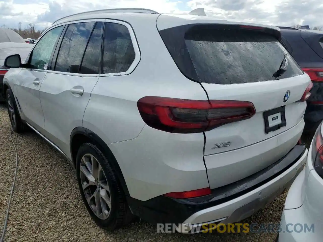 3 Фотография поврежденного автомобиля 5UXCR4C09M9G17731 BMW X5 2021