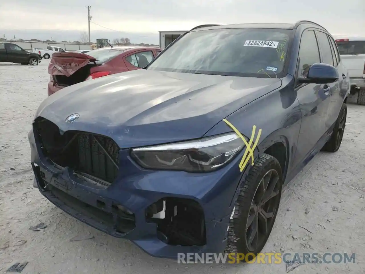 2 Фотография поврежденного автомобиля 5UXCR4C09M9H48271 BMW X5 2021