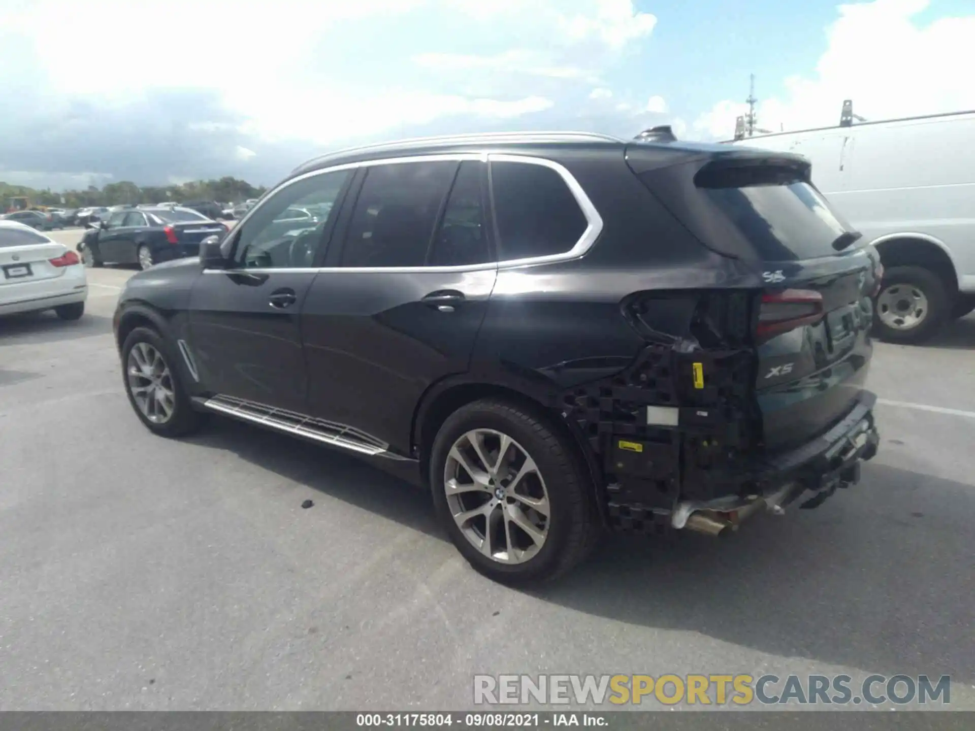 3 Фотография поврежденного автомобиля 5UXCR4C0XM9G33856 BMW X5 2021