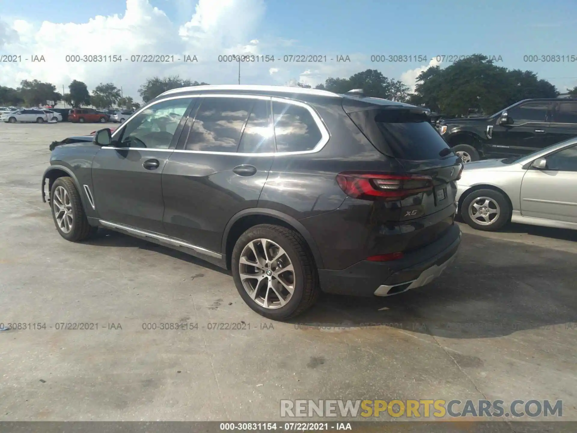 3 Фотография поврежденного автомобиля 5UXCR4C0XM9G71412 BMW X5 2021