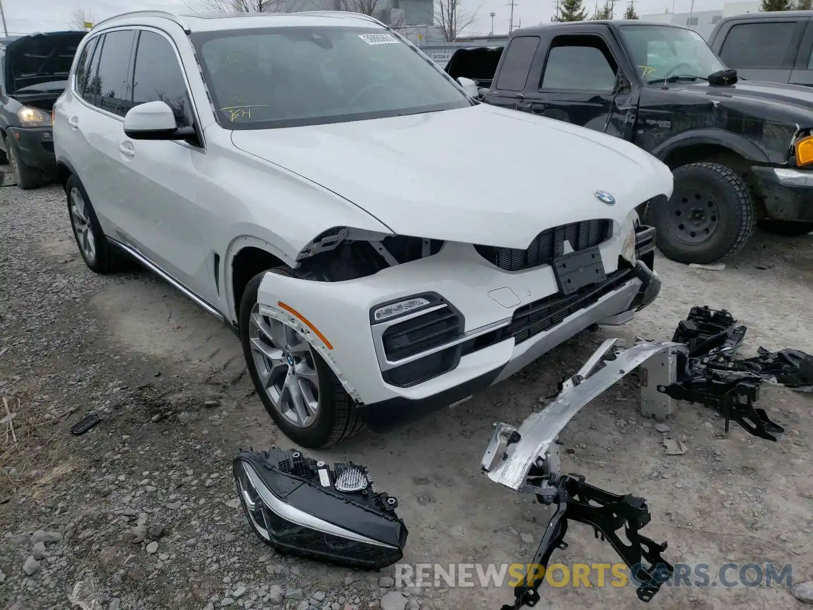 1 Photograph of a damaged car 5UXCR6C00M9D98816 BMW X5 2021