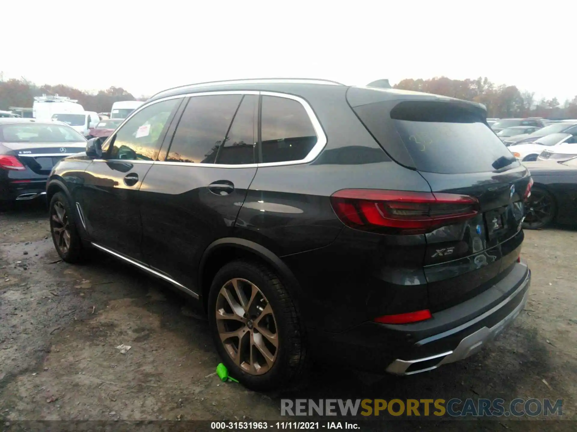 3 Фотография поврежденного автомобиля 5UXCR6C00M9G44747 BMW X5 2021