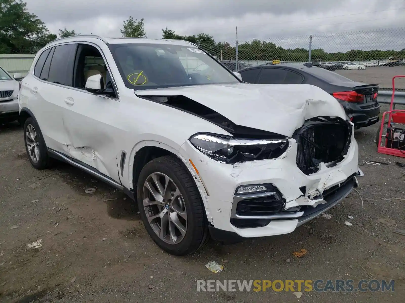 1 Photograph of a damaged car 5UXCR6C00M9G92989 BMW X5 2021