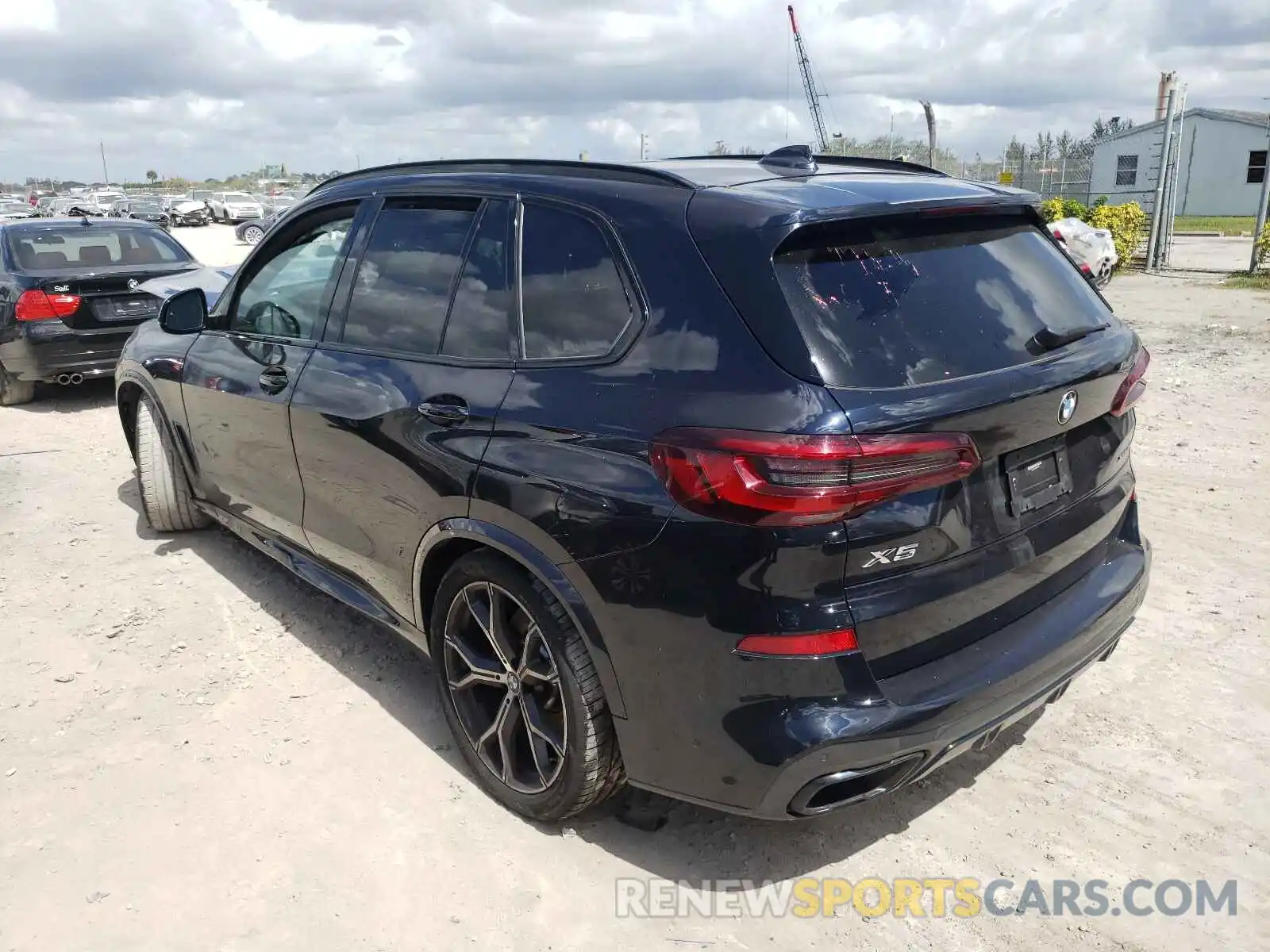 3 Photograph of a damaged car 5UXCR6C01M9E68033 BMW X5 2021