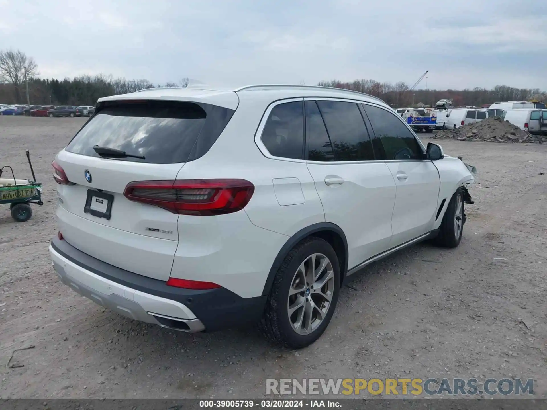 4 Фотография поврежденного автомобиля 5UXCR6C01M9E79310 BMW X5 2021