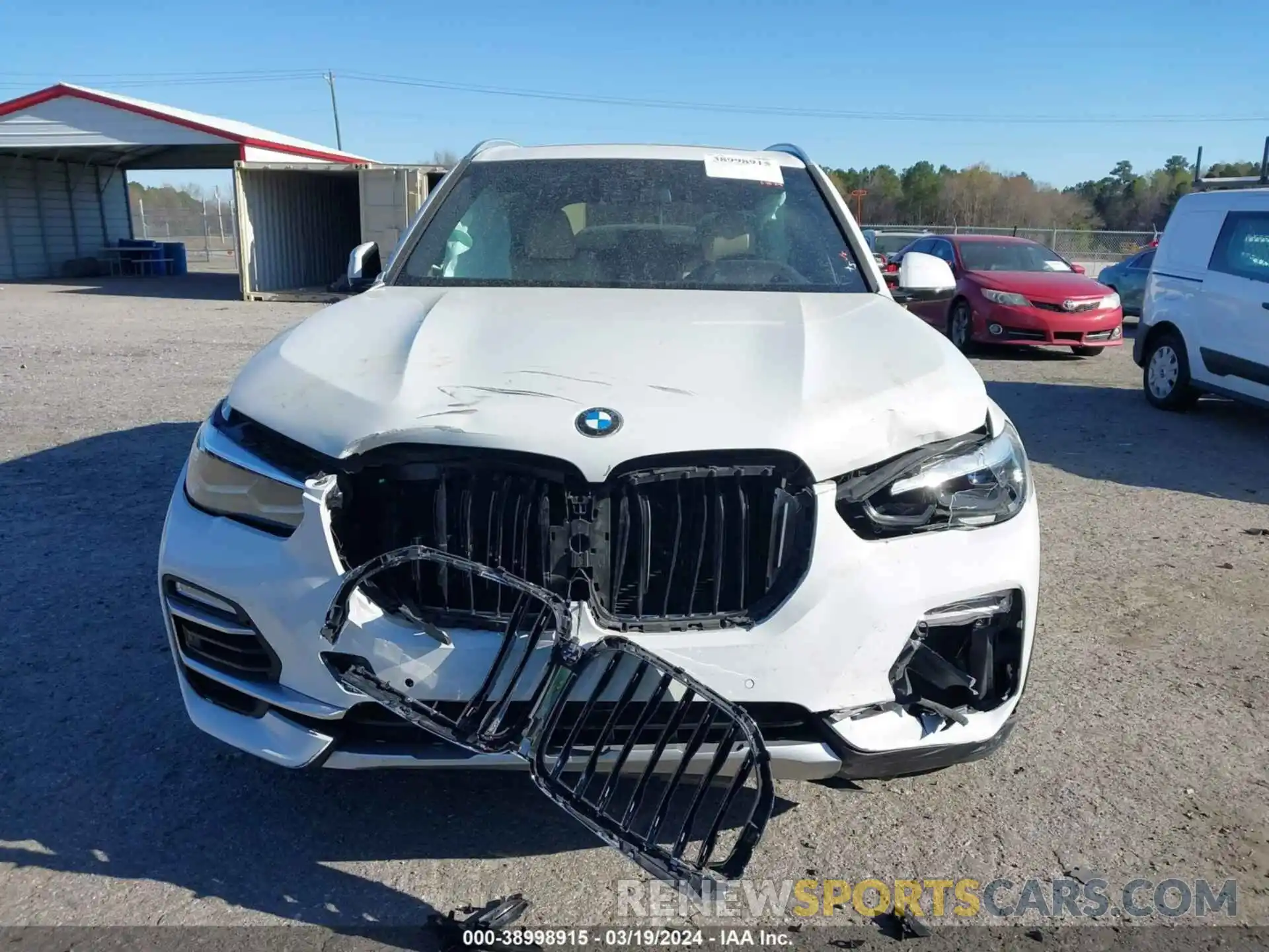 12 Фотография поврежденного автомобиля 5UXCR6C01M9E83549 BMW X5 2021