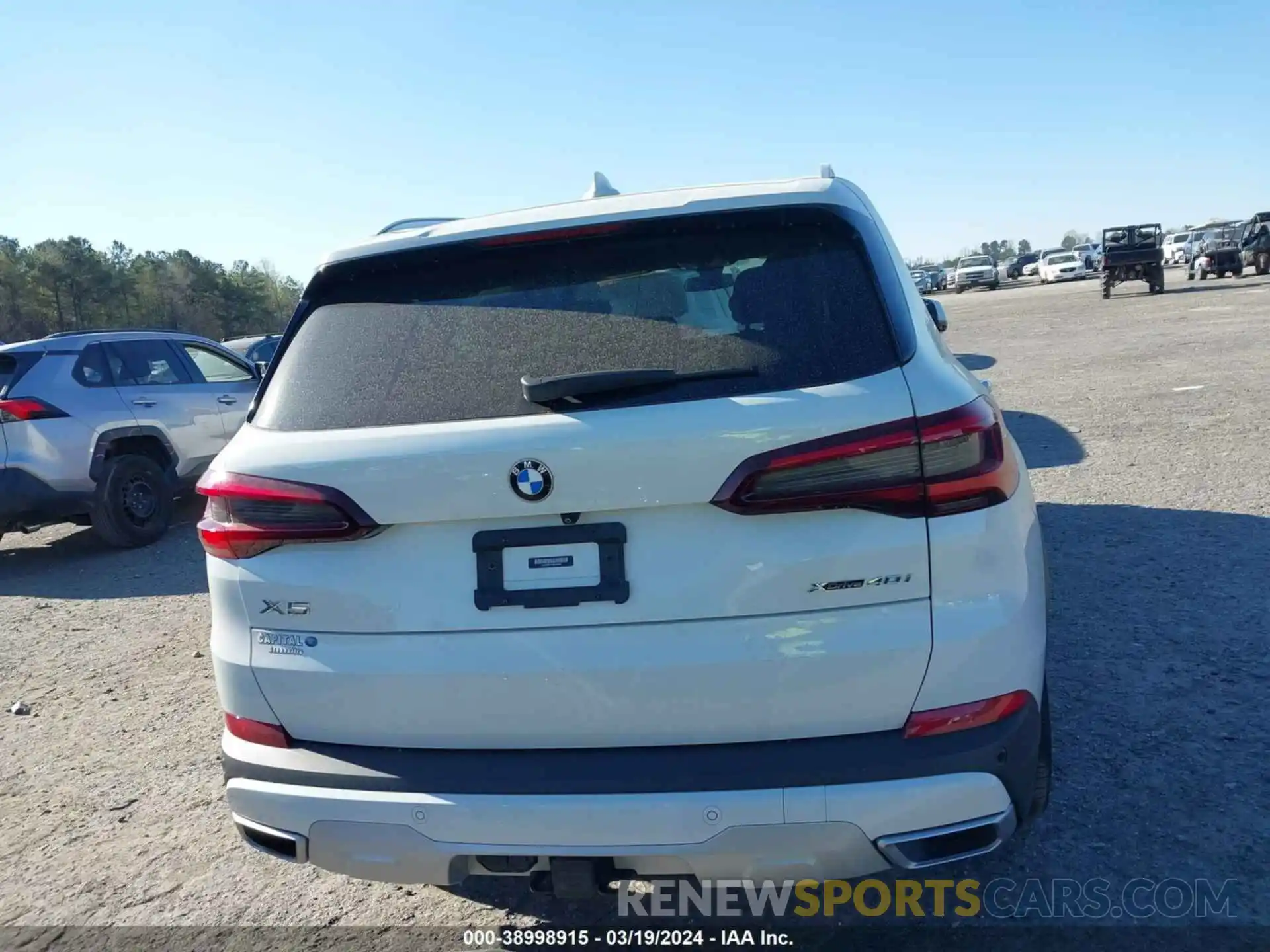 16 Photograph of a damaged car 5UXCR6C01M9E83549 BMW X5 2021