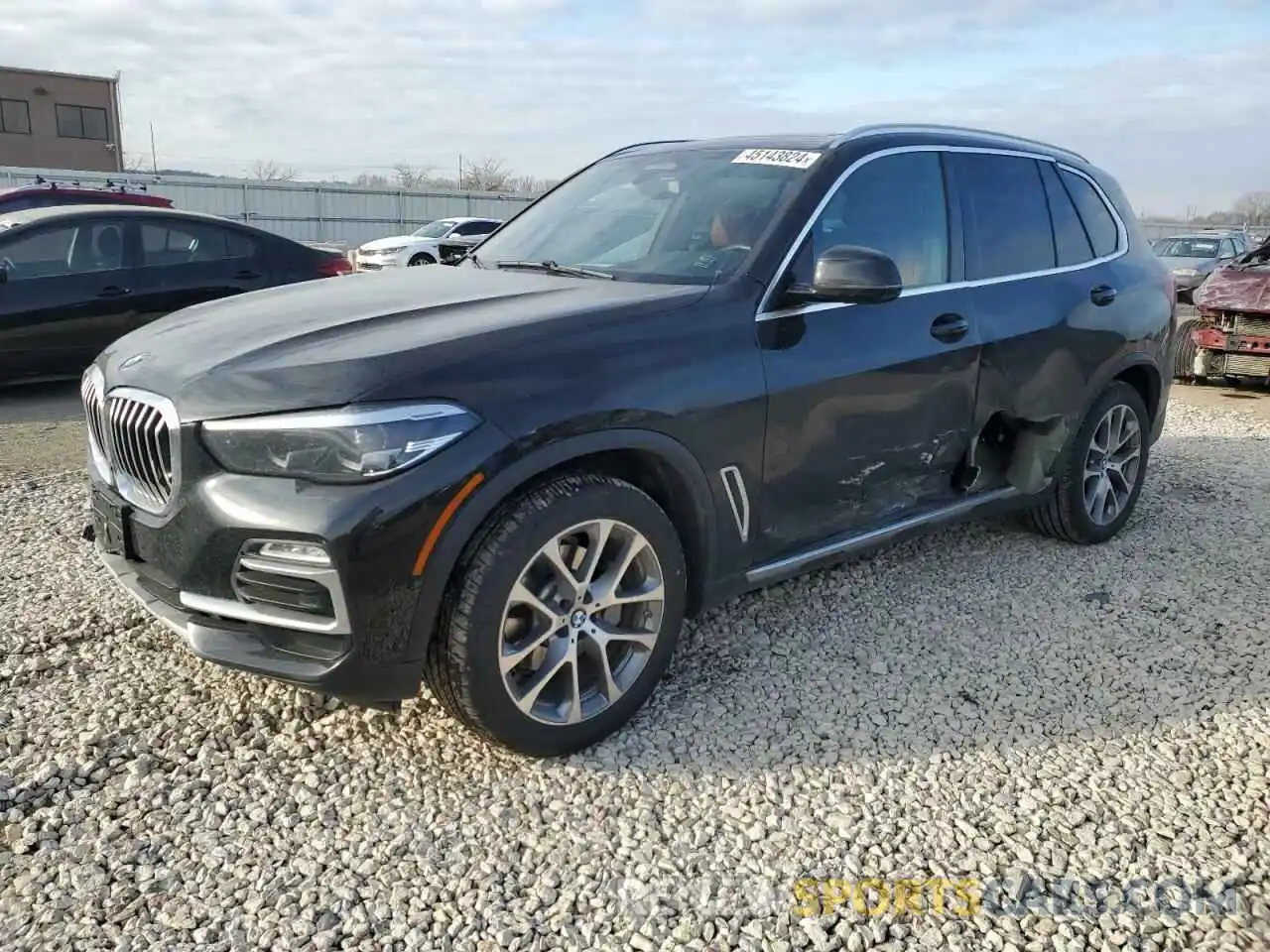 1 Photograph of a damaged car 5UXCR6C01M9F22477 BMW X5 2021