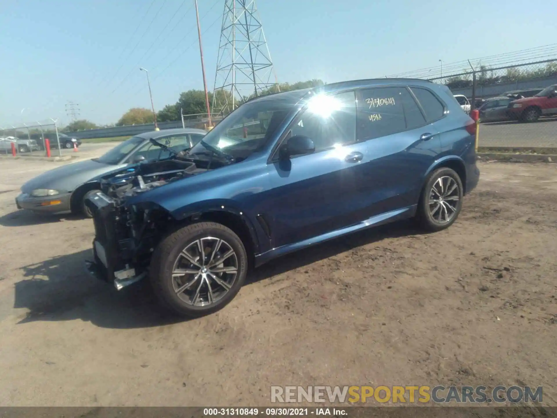 2 Фотография поврежденного автомобиля 5UXCR6C01M9H74066 BMW X5 2021