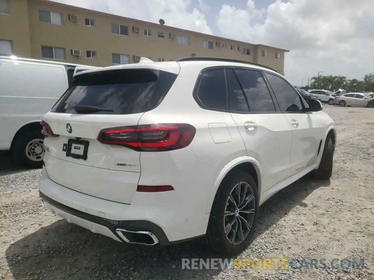 4 Фотография поврежденного автомобиля 5UXCR6C02M9F25565 BMW X5 2021