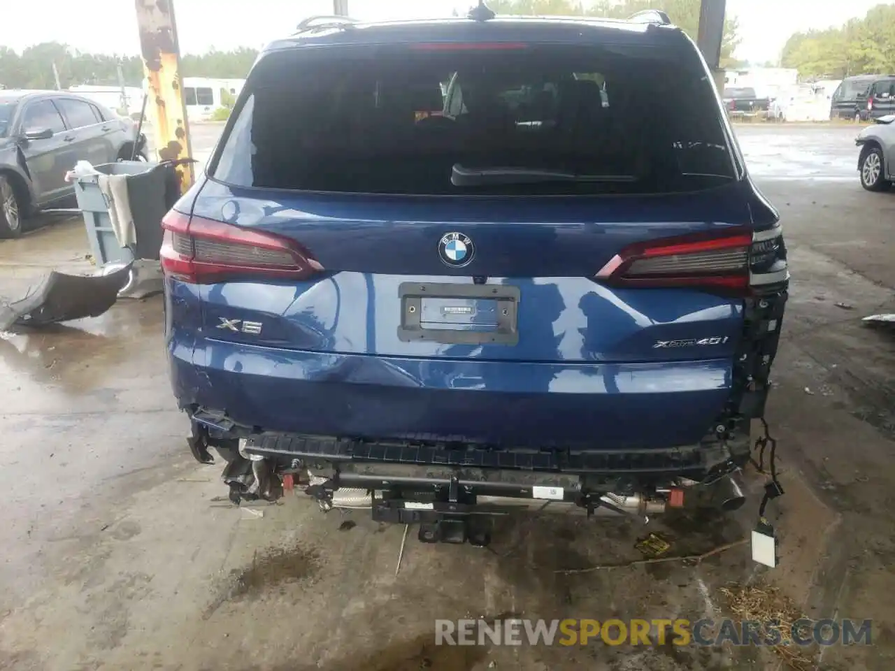 9 Photograph of a damaged car 5UXCR6C02M9F58209 BMW X5 2021