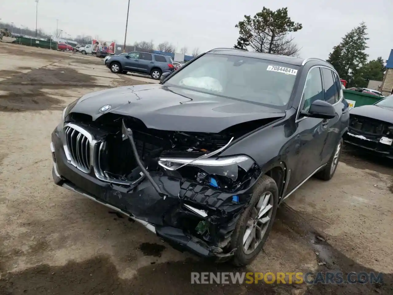 2 Photograph of a damaged car 5UXCR6C02M9G02290 BMW X5 2021