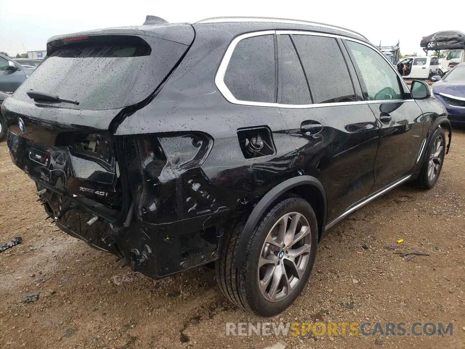 4 Photograph of a damaged car 5UXCR6C03M9E80829 BMW X5 2021