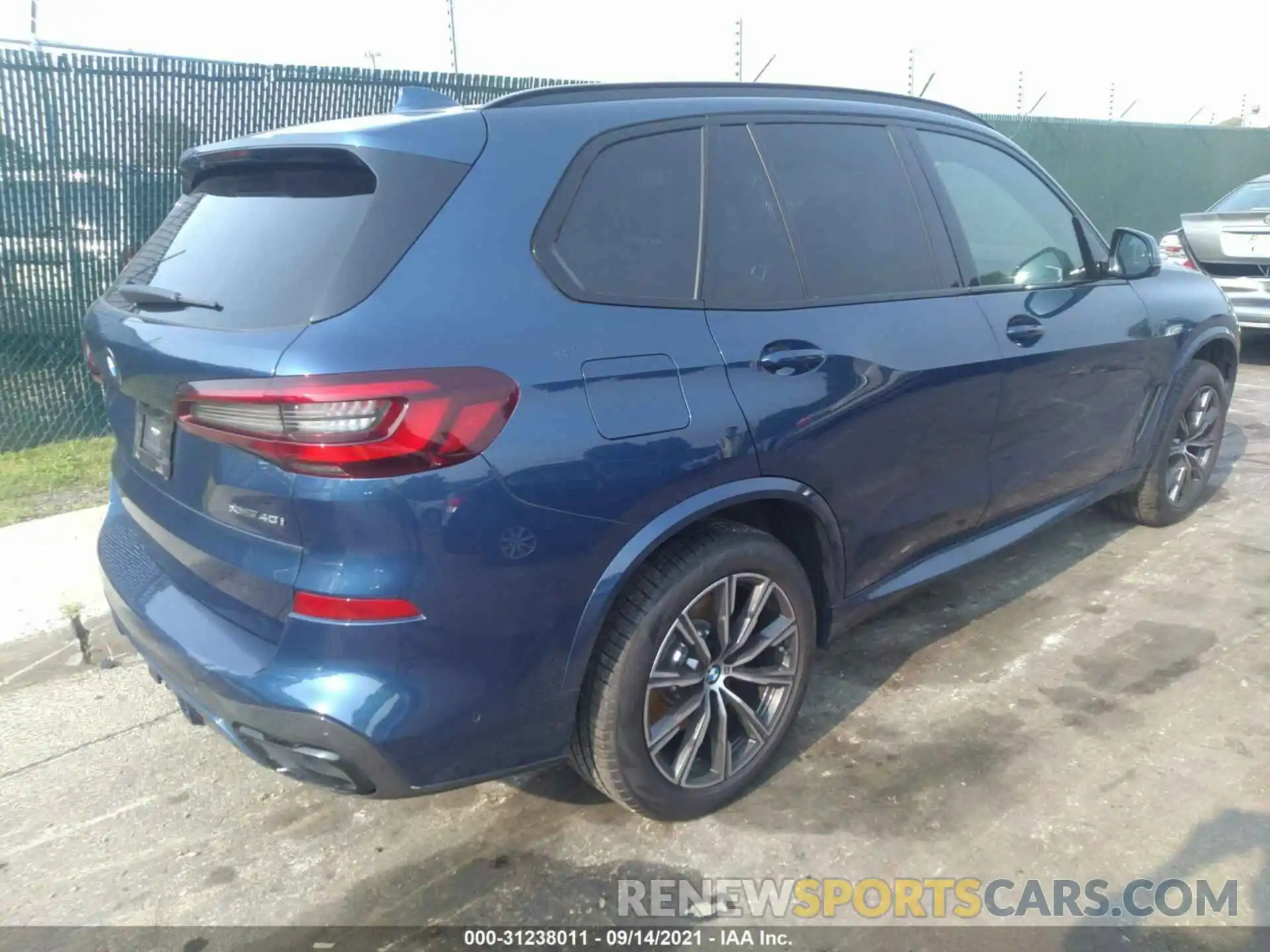 4 Фотография поврежденного автомобиля 5UXCR6C03M9E97968 BMW X5 2021