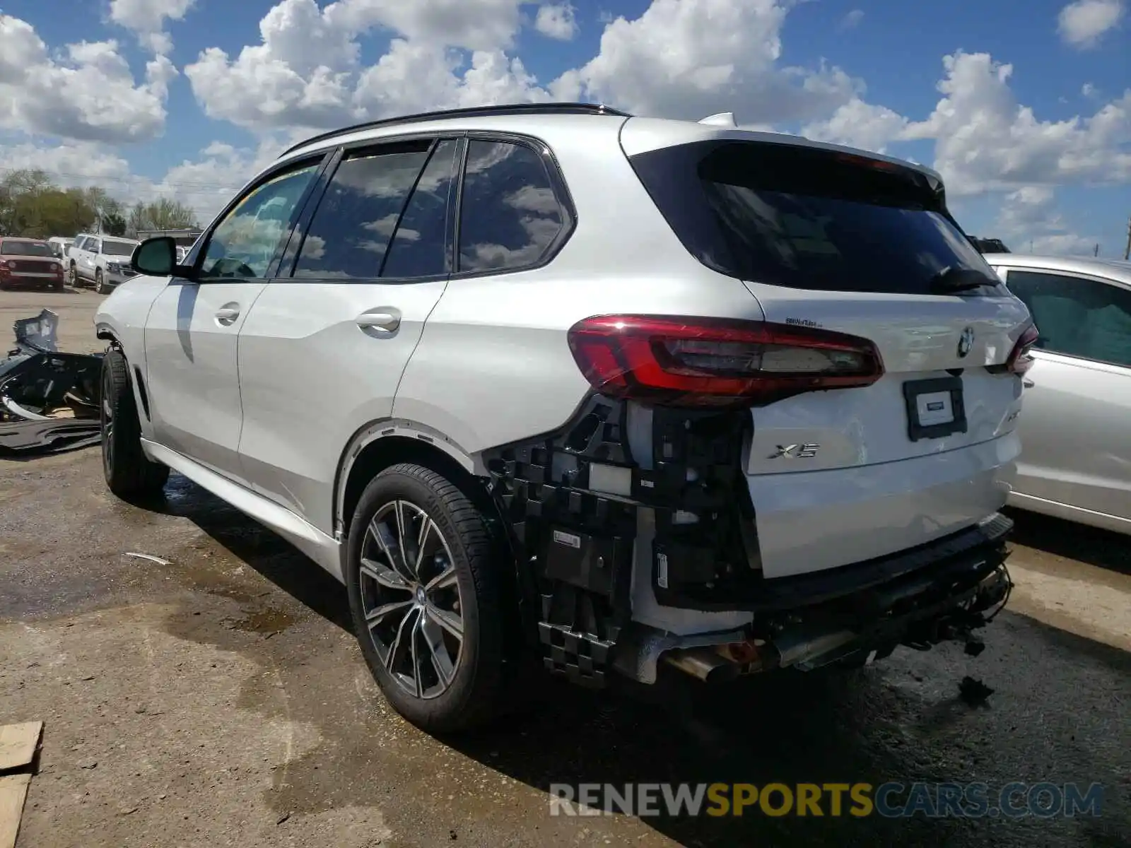 3 Photograph of a damaged car 5UXCR6C03M9F03784 BMW X5 2021