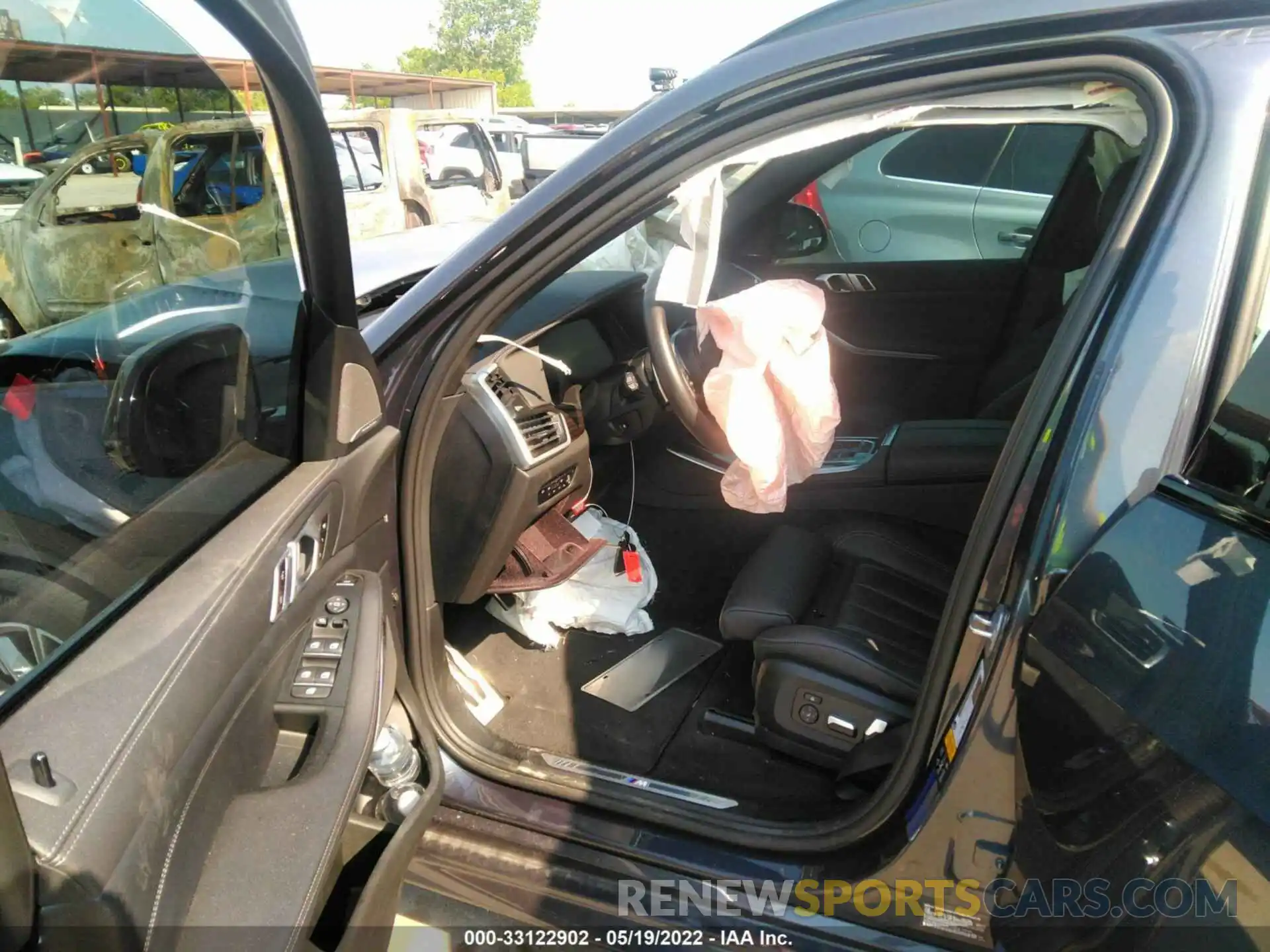 5 Photograph of a damaged car 5UXCR6C03M9F11674 BMW X5 2021