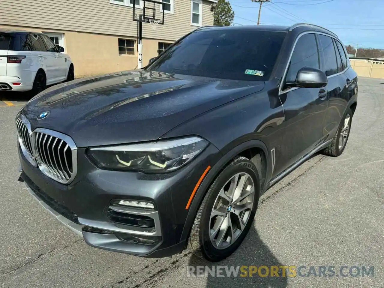 1 Photograph of a damaged car 5UXCR6C03M9G95577 BMW X5 2021