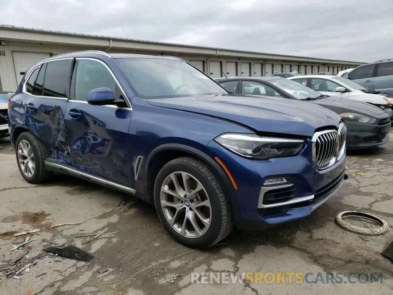 4 Photograph of a damaged car 5UXCR6C03M9H31929 BMW X5 2021