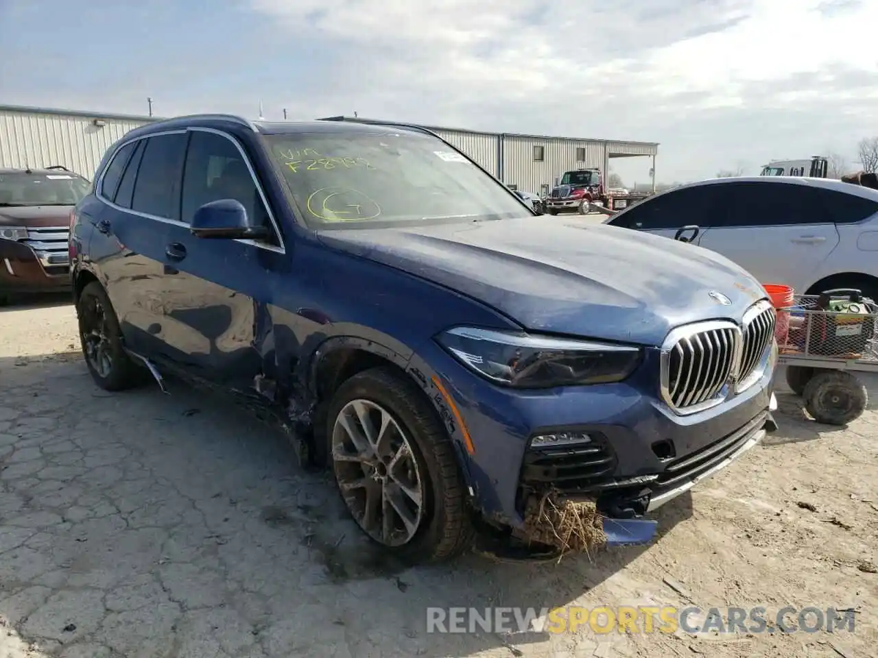 1 Photograph of a damaged car 5UXCR6C04M9F28998 BMW X5 2021