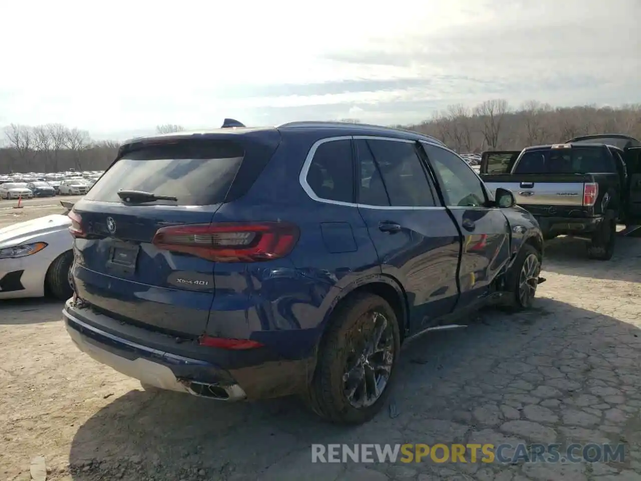 4 Photograph of a damaged car 5UXCR6C04M9F28998 BMW X5 2021