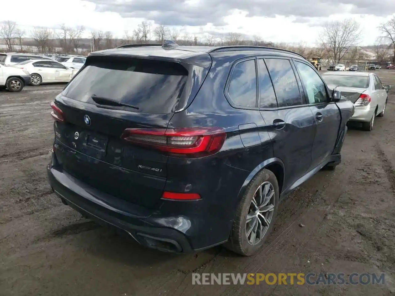 4 Photograph of a damaged car 5UXCR6C04M9F89249 BMW X5 2021