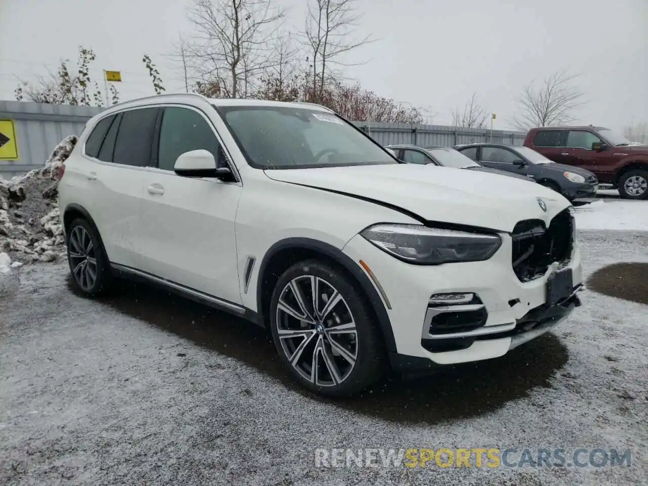 1 Photograph of a damaged car 5UXCR6C04M9F97142 BMW X5 2021