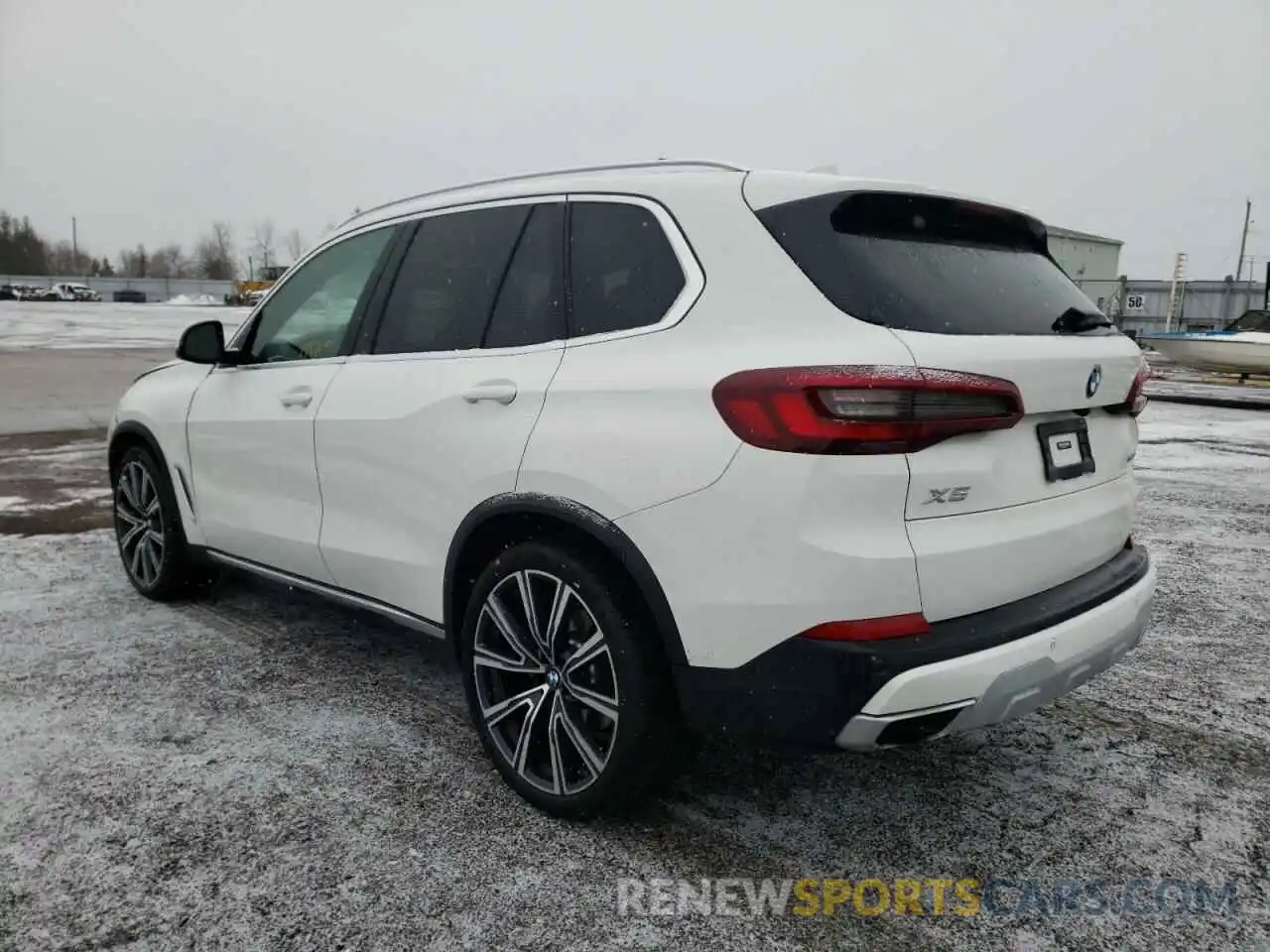 3 Photograph of a damaged car 5UXCR6C04M9F97142 BMW X5 2021