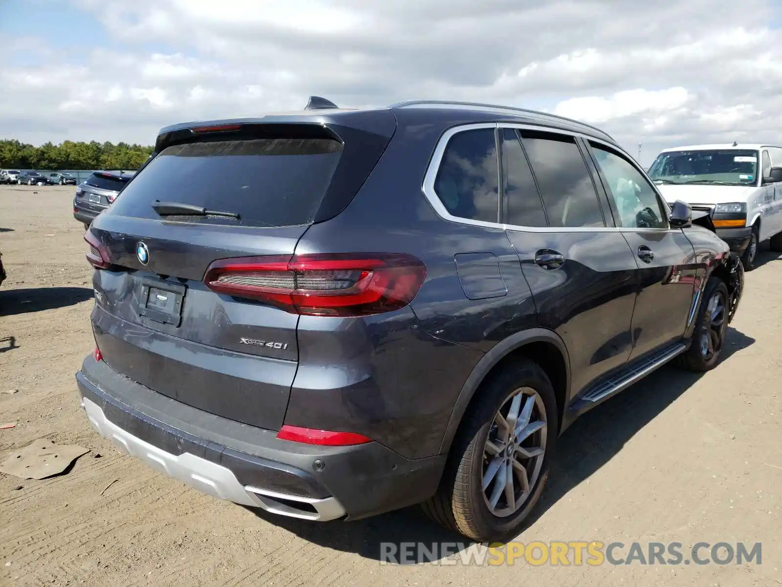 4 Photograph of a damaged car 5UXCR6C04M9F99831 BMW X5 2021