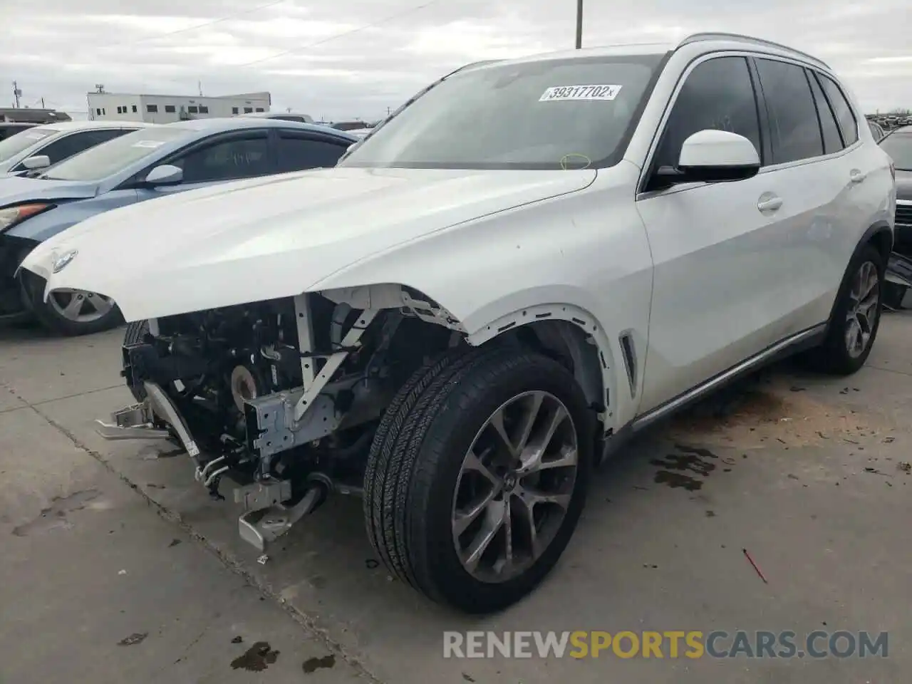 2 Photograph of a damaged car 5UXCR6C04M9G82398 BMW X5 2021