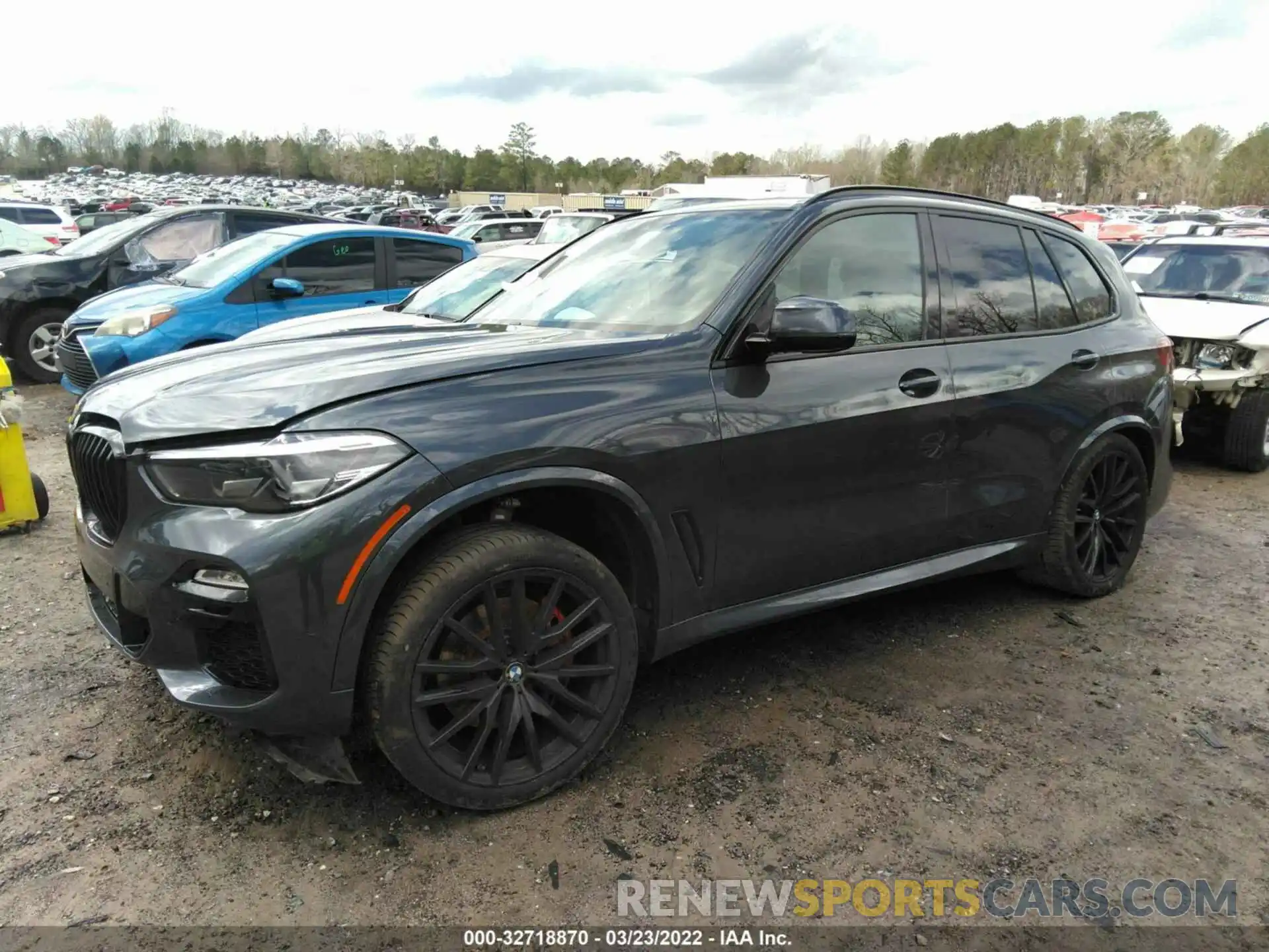 2 Photograph of a damaged car 5UXCR6C04M9H72019 BMW X5 2021