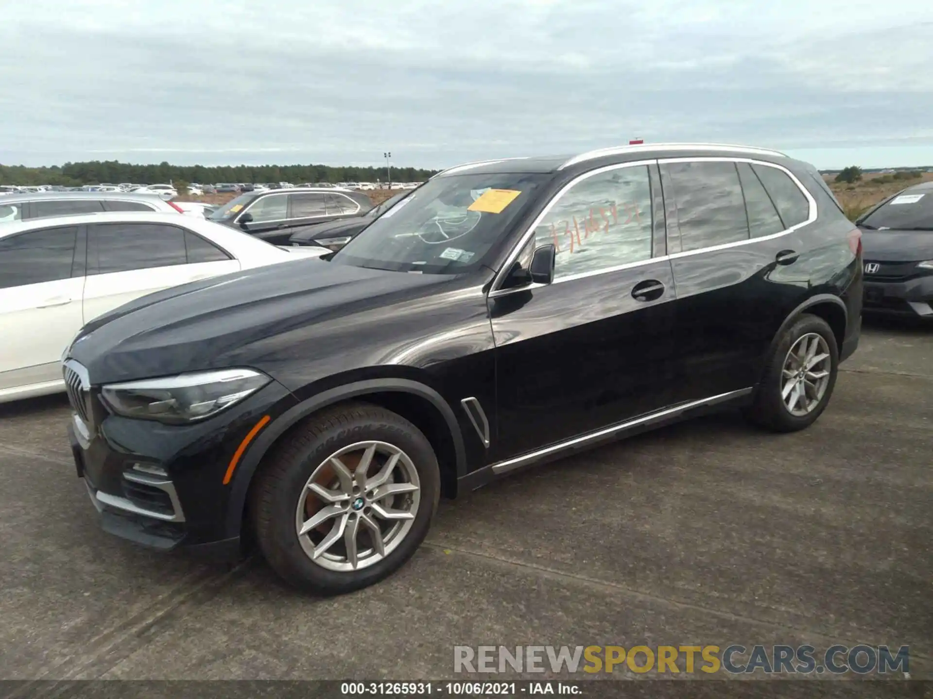 2 Photograph of a damaged car 5UXCR6C05M9E01709 BMW X5 2021